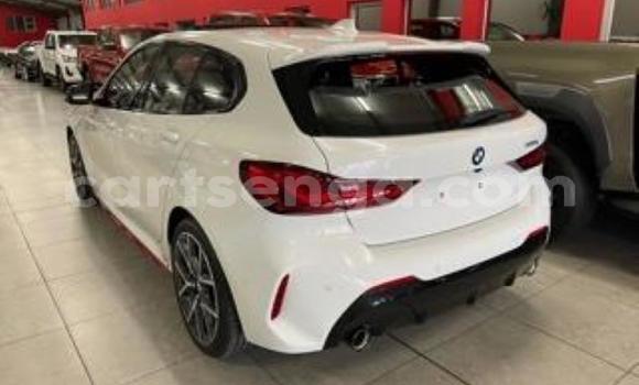 Nunua Ilio tumika BMW 1-Series White Gari ndani ya Big Bend nchini Lubombo Nunua Ilio tumika BMW 1-Series White Gari ndani ya Big Bend nchini Lubombo