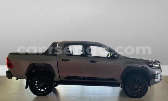 Buy Used Toyota Hilux Silver Car in Ezulwini in Hhohho Buy Used Toyota Hilux Silver Car in Ezulwini in Hhohho