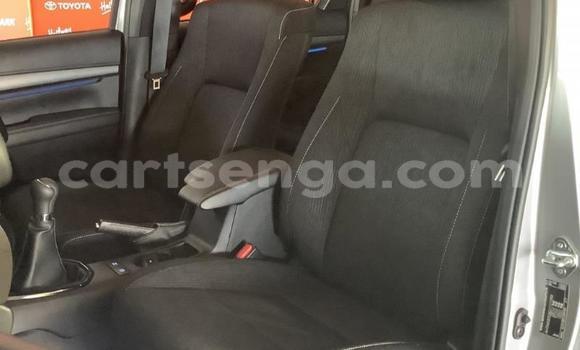 Buy Used Toyota Hilux Silver Car in Ezulwini in Hhohho Buy Used Toyota Hilux Silver Car in Ezulwini in Hhohho