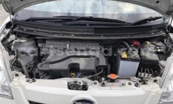 Nunua Ilio tumika Daihatsu Mira White Gari ndani ya Ezulwini nchini Hhohho Nunua Ilio tumika Daihatsu Mira White Gari ndani ya Ezulwini nchini Hhohho