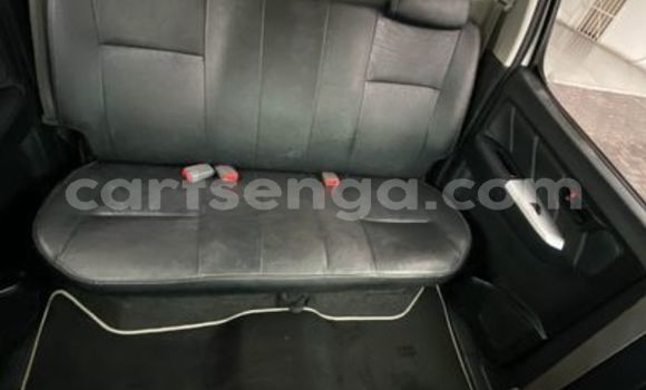 Nunua Ilio tumika Toyota Hilux White Gari ndani ya Ezulwini nchini Hhohho Nunua Ilio tumika Toyota Hilux White Gari ndani ya Ezulwini nchini Hhohho