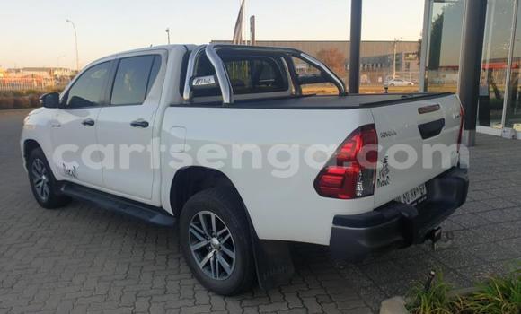 Acheter Occasion Voiture Toyota Hilux Blanc à Ezulwini, Hhohho Acheter Occasion Voiture Toyota Hilux Blanc à Ezulwini, Hhohho