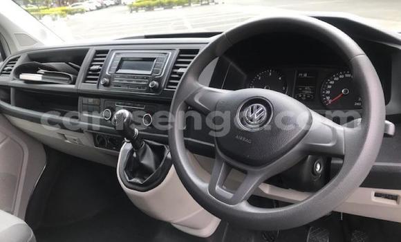 Buy Used Volkswagen Transporter White Car in Mbabane in Manzini Buy Used Volkswagen Transporter White Car in Mbabane in Manzini