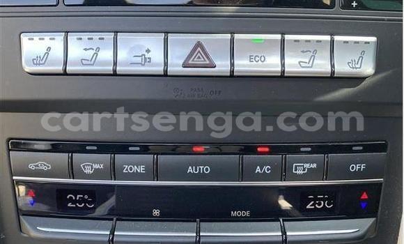 Nunua Imported Mercedes-Benz E-Classe White Gari ndani ya Mbabane nchini Manzini Nunua Imported Mercedes-Benz E-Classe White Gari ndani ya Mbabane nchini Manzini