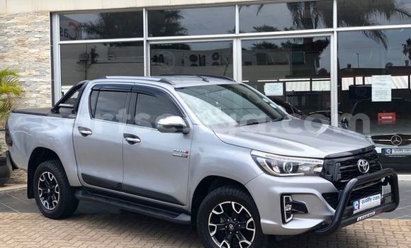 Buy Used Toyota Hilux Silver Car in Ezulwini in Hhohho