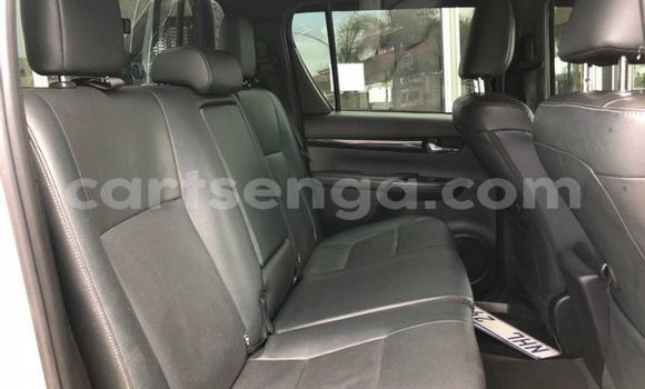Acheter Occasion Voiture Toyota Hilux Gris à Ezulwini, Hhohho Acheter Occasion Voiture Toyota Hilux Gris à Ezulwini, Hhohho