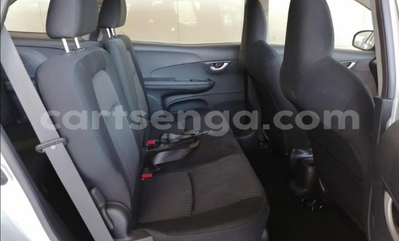 Nunua Ilio tumika Honda Mobilio Silver Gari ndani ya Ezulwini nchini Hhohho Nunua Ilio tumika Honda Mobilio Silver Gari ndani ya Ezulwini nchini Hhohho