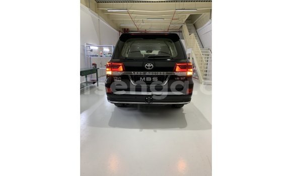 Nunua Imported Toyota Land Cruiser Black Gari ndani ya Import - Dubai nchini Hhohho Nunua Imported Toyota Land Cruiser Black Gari ndani ya Import - Dubai nchini Hhohho