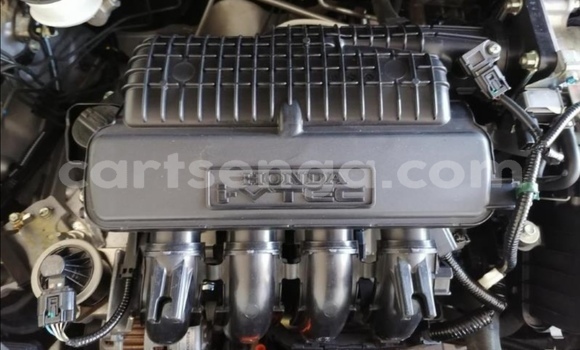 Nunua Ilio tumika Honda Mobilio Silver Gari ndani ya Ezulwini nchini Hhohho Nunua Ilio tumika Honda Mobilio Silver Gari ndani ya Ezulwini nchini Hhohho