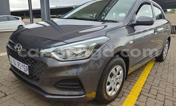 Buy Used Hyundai i20 Silver Car in Ezulwini in Hhohho Buy Used Hyundai i20 Silver Car in Ezulwini in Hhohho