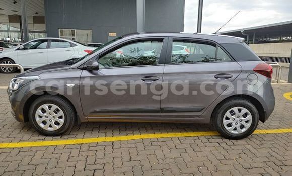 Buy Used Hyundai i20 Silver Car in Ezulwini in Hhohho Buy Used Hyundai i20 Silver Car in Ezulwini in Hhohho