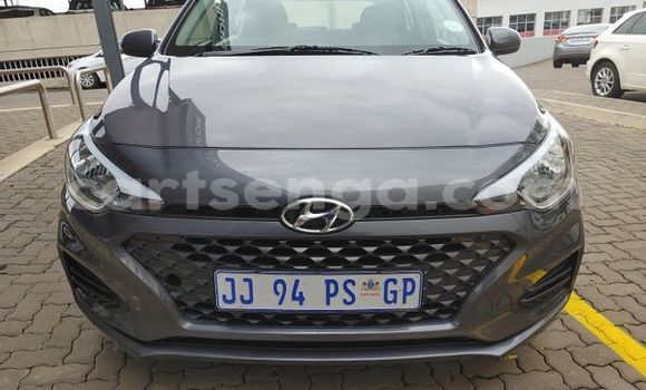 Buy Used Hyundai i20 Silver Car in Ezulwini in Hhohho Buy Used Hyundai i20 Silver Car in Ezulwini in Hhohho