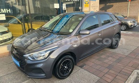 Buy Used Hyundai i20 Silver Car in Ezulwini in Hhohho