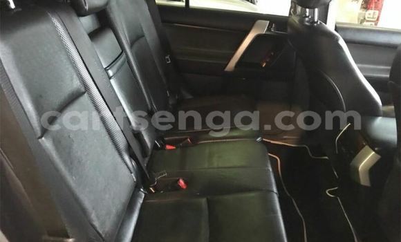 Buy Used Toyota Land Cruiser Prado White Car in Import - Dubai in Hhohho Buy Used Toyota Land Cruiser Prado White Car in Import - Dubai in Hhohho