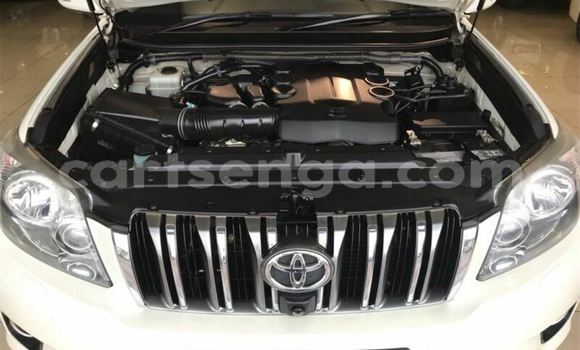 Buy Used Toyota Land Cruiser Prado White Car in Import - Dubai in Hhohho Buy Used Toyota Land Cruiser Prado White Car in Import - Dubai in Hhohho