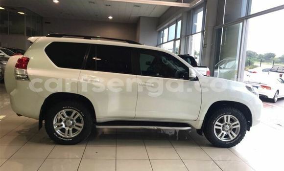 Buy Used Toyota Land Cruiser Prado White Car in Import - Dubai in Hhohho Buy Used Toyota Land Cruiser Prado White Car in Import - Dubai in Hhohho