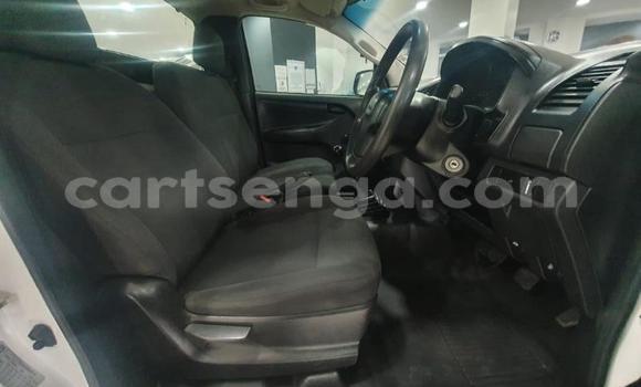 Buy Used Isuzu KB White Car in Ezulwini in Hhohho Buy Used Isuzu KB White Car in Ezulwini in Hhohho