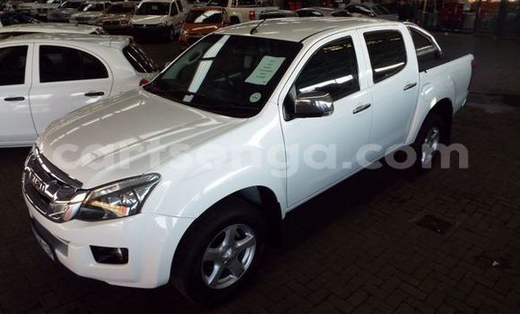 Buy Used Isuzu KB White Car in Mbabane in Manzini Buy Used Isuzu KB White Car in Mbabane in Manzini