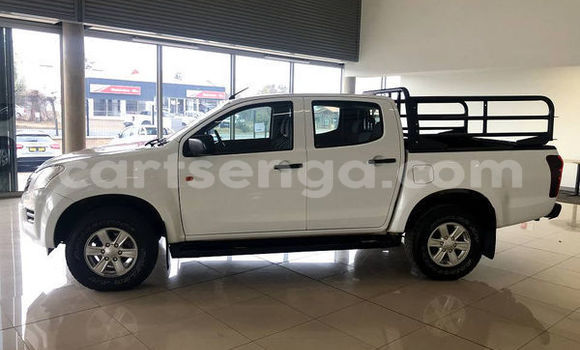 Buy Used Isuzu KB White Car in Mbabane in Manzini Buy Used Isuzu KB White Car in Mbabane in Manzini