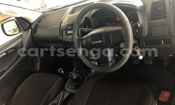 Buy Used Isuzu KB White Car in Mbabane in Manzini Buy Used Isuzu KB White Car in Mbabane in Manzini