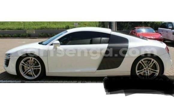 Nunua Ilio tumika Audi R8 White Gari ndani ya Manzini nchini Manzini Nunua Ilio tumika Audi R8 White Gari ndani ya Manzini nchini Manzini