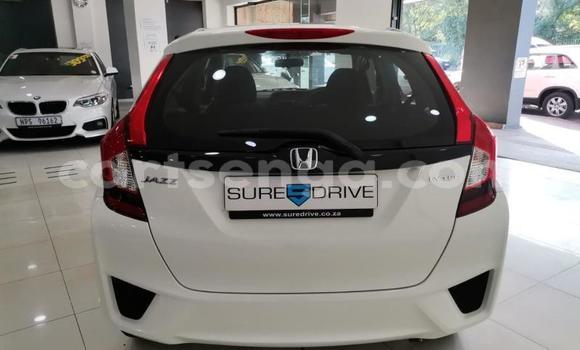 Acheter Occasion Voiture Honda Jazz Blanc à Ezulwini, Hhohho Acheter Occasion Voiture Honda Jazz Blanc à Ezulwini, Hhohho