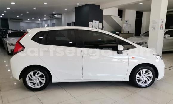 Acheter Occasion Voiture Honda Jazz Blanc à Ezulwini, Hhohho Acheter Occasion Voiture Honda Jazz Blanc à Ezulwini, Hhohho