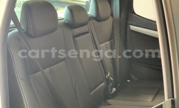 Nunua Ilio tumika Isuzu KB White Gari ndani ya Ezulwini nchini Hhohho Nunua Ilio tumika Isuzu KB White Gari ndani ya Ezulwini nchini Hhohho