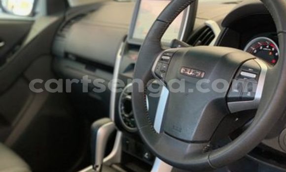 Nunua Ilio tumika Isuzu KB White Gari ndani ya Ezulwini nchini Hhohho Nunua Ilio tumika Isuzu KB White Gari ndani ya Ezulwini nchini Hhohho