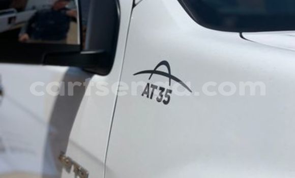 Nunua Ilio tumika Isuzu KB White Gari ndani ya Ezulwini nchini Hhohho Nunua Ilio tumika Isuzu KB White Gari ndani ya Ezulwini nchini Hhohho