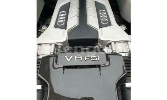 Nunua Ilio tumika Audi R8 White Gari ndani ya Manzini nchini Manzini Nunua Ilio tumika Audi R8 White Gari ndani ya Manzini nchini Manzini