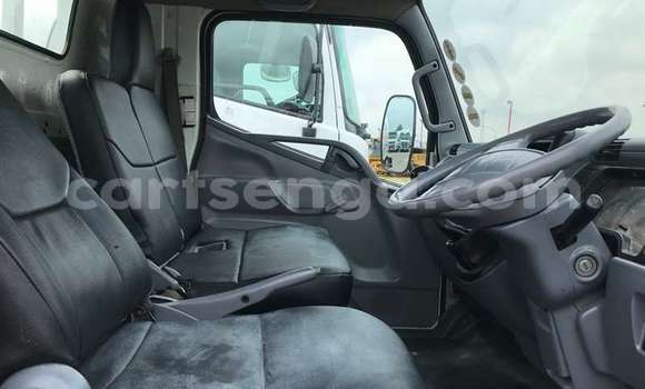 Buy Used Mitsubishi Van White Truck in Mbabane in Manzini Buy Used Mitsubishi Van White Truck in Mbabane in Manzini