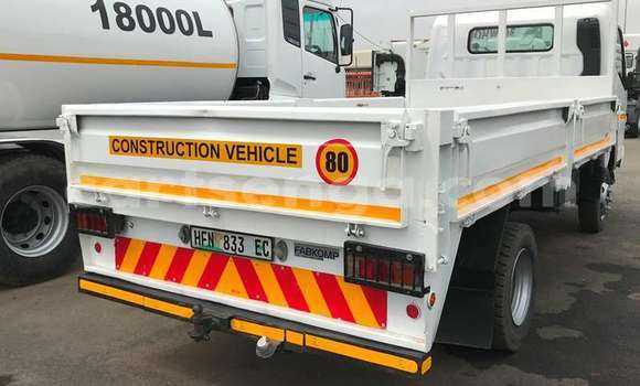 Buy Used Mitsubishi Van White Truck in Mbabane in Manzini Buy Used Mitsubishi Van White Truck in Mbabane in Manzini