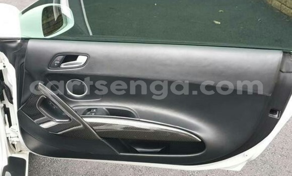 Nunua Ilio tumika Audi R8 White Gari ndani ya Manzini nchini Manzini Nunua Ilio tumika Audi R8 White Gari ndani ya Manzini nchini Manzini
