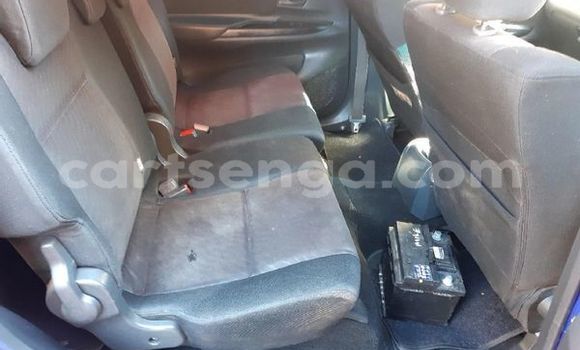 Buy Used Toyota Avanza Blue Car in Bulembu in Hhohho Buy Used Toyota Avanza Blue Car in Bulembu in Hhohho