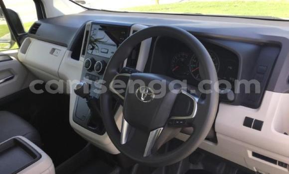 Acheter Occasion Voiture Toyota Hiace Blanc à Ezulwini, Hhohho Acheter Occasion Voiture Toyota Hiace Blanc à Ezulwini, Hhohho