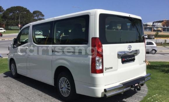 Acheter Occasion Voiture Toyota Hiace Blanc à Ezulwini, Hhohho Acheter Occasion Voiture Toyota Hiace Blanc à Ezulwini, Hhohho