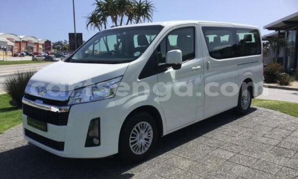 Acheter Occasion Voiture Toyota Hiace Blanc à Ezulwini, Hhohho Acheter Occasion Voiture Toyota Hiace Blanc à Ezulwini, Hhohho