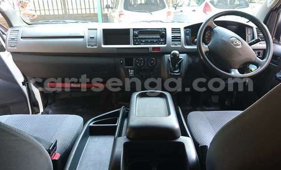 Acheter Occasion Voiture Toyota Hiace Blanc à Ezulwini, Hhohho Acheter Occasion Voiture Toyota Hiace Blanc à Ezulwini, Hhohho