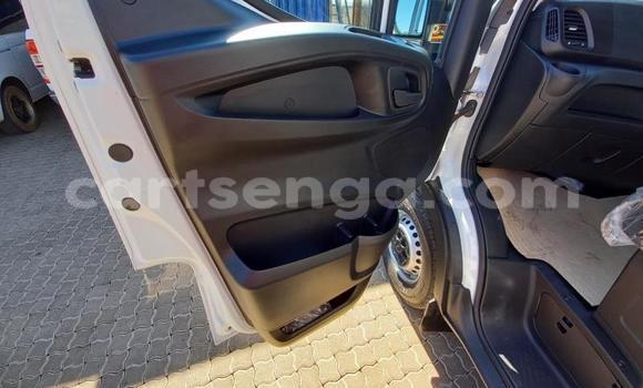 Acheter Occasion Voiture IVECO Massif Blanc à Ezulwini, Hhohho Acheter Occasion Voiture IVECO Massif Blanc à Ezulwini, Hhohho