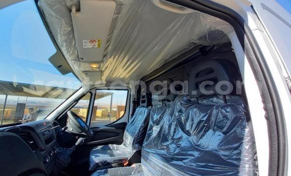 Acheter Occasion Voiture IVECO Massif Blanc à Ezulwini, Hhohho Acheter Occasion Voiture IVECO Massif Blanc à Ezulwini, Hhohho