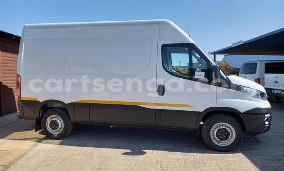 Acheter Occasion Voiture IVECO Massif Blanc à Ezulwini, Hhohho Acheter Occasion Voiture IVECO Massif Blanc à Ezulwini, Hhohho