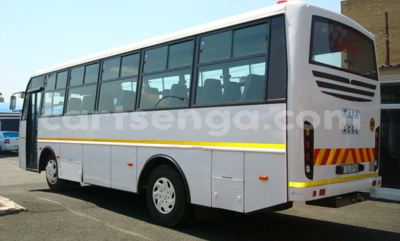 Buy Used Nissan UD White Truck in Mbabane in Manzini Buy Used Nissan UD White Truck in Mbabane in Manzini