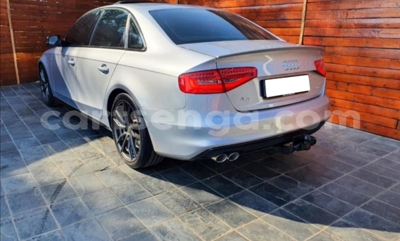 Nunua Ilio tumika Audi A4 Silver Gari ndani ya Big Bend nchini Wilaya ya Lubombo Nunua Ilio tumika Audi A4 Silver Gari ndani ya Big Bend nchini Wilaya ya Lubombo