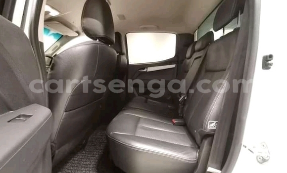 Buy Used Mercedes‒Benz GLA-klasse White Car in Mbabane in Manzini Buy Used Mercedes‒Benz GLA-klasse White Car in Mbabane in Manzini