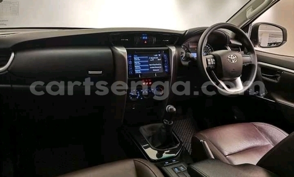 Buy Used Toyota Fortuner White Car in Mbabane in Manzini Buy Used Toyota Fortuner White Car in Mbabane in Manzini