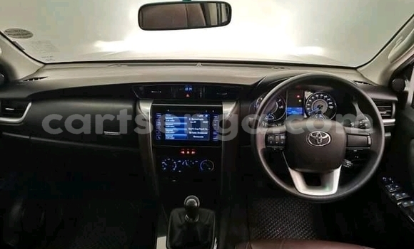 Buy Used Toyota Fortuner White Car in Mbabane in Manzini Buy Used Toyota Fortuner White Car in Mbabane in Manzini