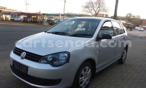 Nunua Ilio tumika Volkswagen Polo Silver Gari ndani ya Mbabane nchini Manzini Nunua Ilio tumika Volkswagen Polo Silver Gari ndani ya Mbabane nchini Manzini