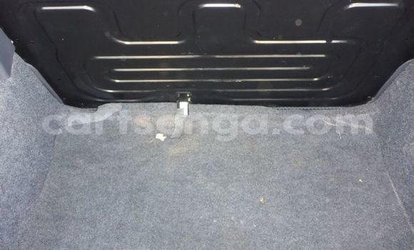 Nunua Ilio tumika Volkswagen Polo Silver Gari ndani ya Mbabane nchini Manzini Nunua Ilio tumika Volkswagen Polo Silver Gari ndani ya Mbabane nchini Manzini