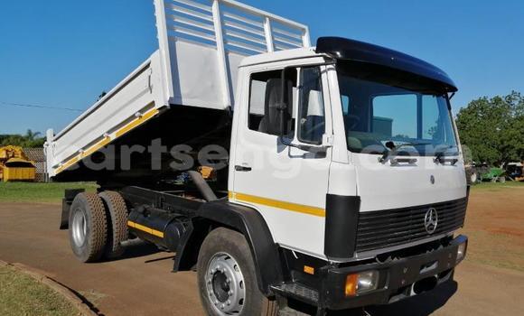 Acheter Occasion Utilitaire Mercedes‒Benz Tipper Autre à Big Bend, Lubombo